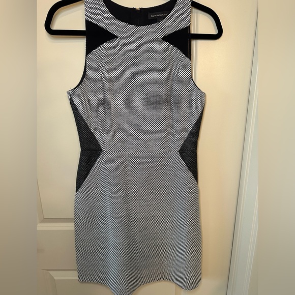 Banana Republic Tweed Mesh Sheath Dress Size 4 - Picture 1 of 3